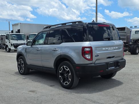 Used 2023 Ford Bronco Sport Outer Banks w/ Tech Package AWD/4WD image 5