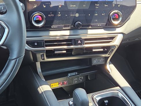 Used 2025 Lexus RX 350 Premium w/ Convenience Package AWD/4WD image 20