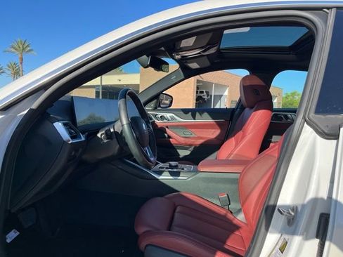 Used 2023 BMW i4 eDrive35 RWD image 11