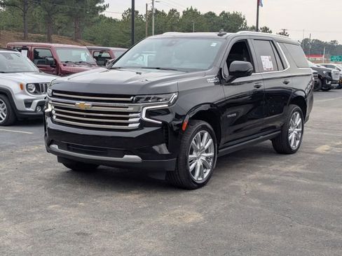 Used 2021 Chevrolet Tahoe High Country w/ Premium Package image 4