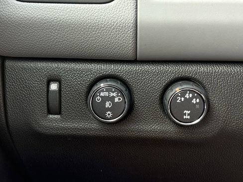 Used 2016 Chevrolet Colorado LT w/ LT Convenience Package image 36