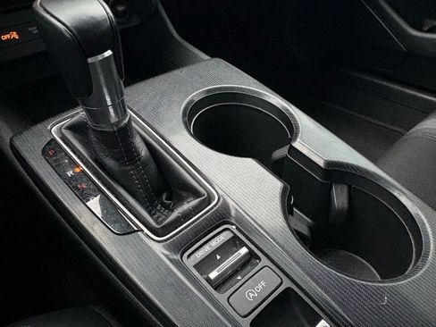 Used 2022 Honda Civic Sport image 13