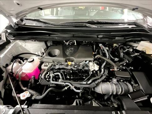 Used 2024 Toyota Sienna XLE image 31