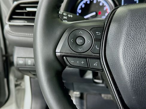 Used 2024 Toyota Camry SE w/ Cold Weather Package image 16