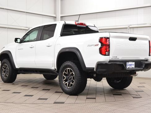 Used 2024 Chevrolet Colorado ZR2 w/ ZR2 Convenience Package III AWD/4WD image 6