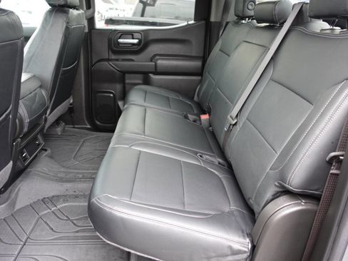 Used 2023 Chevrolet Silverado 1500 Custom image 22