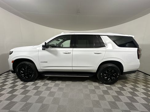 Used 2022 Chevrolet Tahoe LT w/ Luxury Package image 4