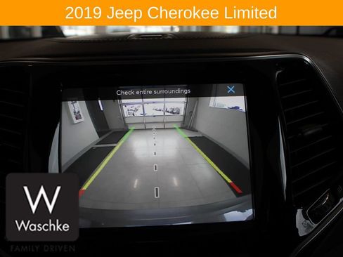Used 2019 Jeep Cherokee Limited AWD/4WD image 49