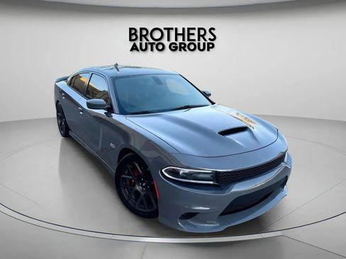 Used 2019 Dodge Charger Scat Pack w/ Plus Group image 1