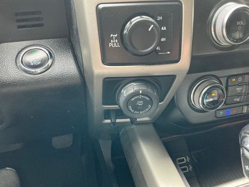 Used 2019 Ford F150 Lariat w/ Equipment Group 502A Luxury image 27