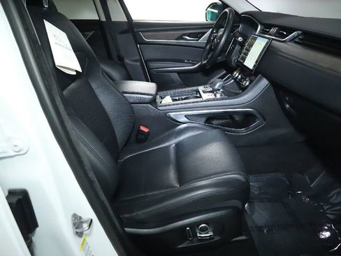 Used 2021 Jaguar F-PACE S image 31