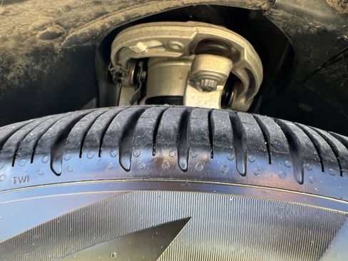 Certified 2025 Mercedes-Benz GLS 450 4MATIC image 12