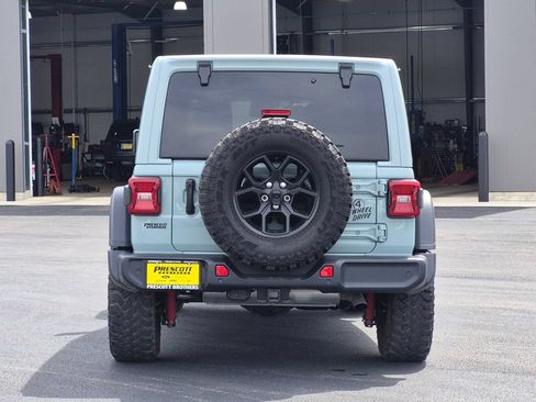 Used 2024 Jeep Wrangler Unlimited Sport AWD/4WD image 6