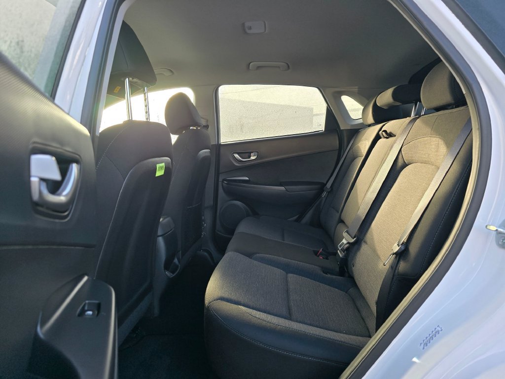 Used 2023 Hyundai Kona SE FWD image 15