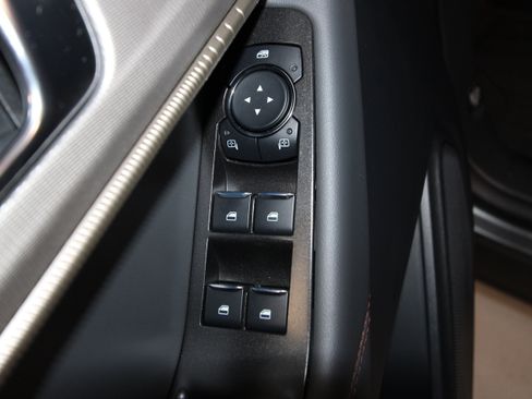 New 2026 Ford Explorer Active AWD/4WD image 5
