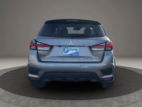 Used 2020 Mitsubishi Outlander Sport SE image 11