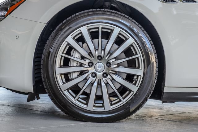 Used 2018 Maserati Ghibli RWD image 12