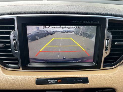 Used 2018 Kia Sportage SX image 17