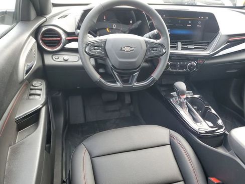 New 2026 Chevrolet Trax RS w/ Sunroof Package FWD image 11