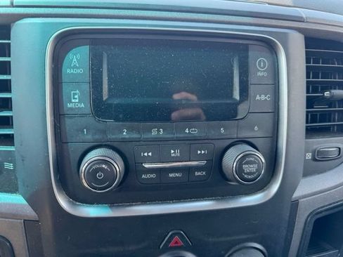 Used 2018 RAM 2500 Tradesman w/ Chrome Appearance Group AWD/4WD image 21