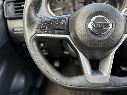 Used 2019 Nissan Rogue SV AWD/4WD image 26