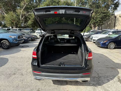 Used 2019 Mercedes-Benz GLC 300 image 20