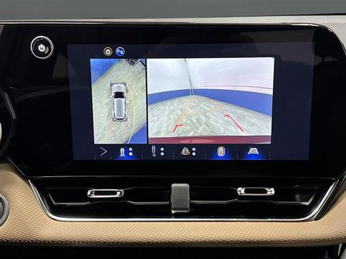 New 2026 Chevrolet Equinox ACTIV w/ Convenience Package III image 10