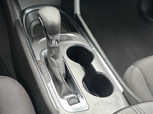 Used 2024 Chevrolet Malibu LT image 21