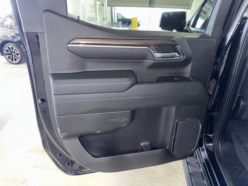 Used 2022 Chevrolet Silverado 1500 LT Trail Boss w/ LT Trail Boss Premium Package image 15