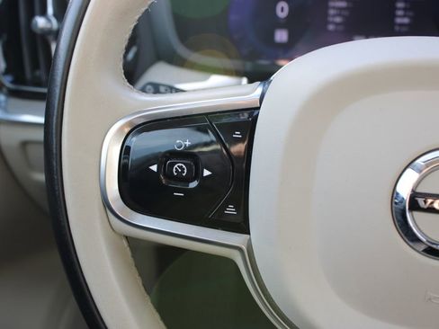 Used 2024 Volvo S60 B5 Plus image 21