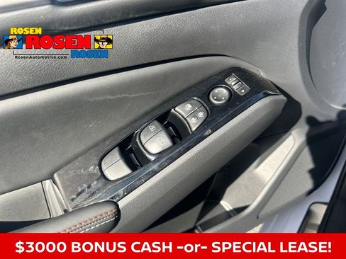 New 2025 Nissan Altima 2.5 SR w/ SR Premium Package image 11