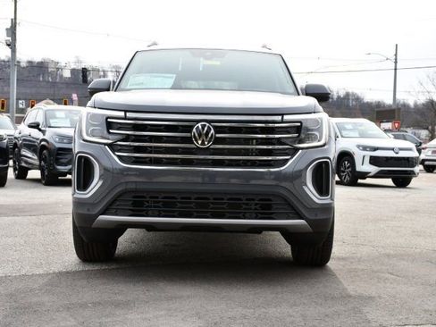 New 2026 Volkswagen Atlas SE AWD/4WD image 2