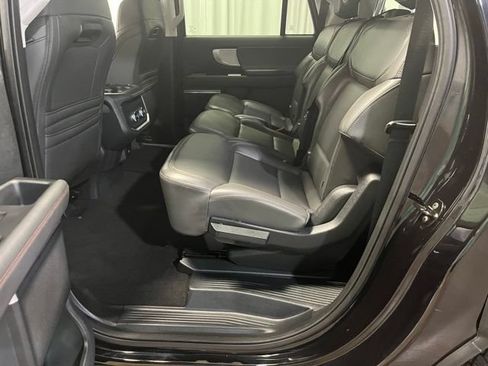 Used 2025 Ford Expedition Max Active AWD/4WD image 25