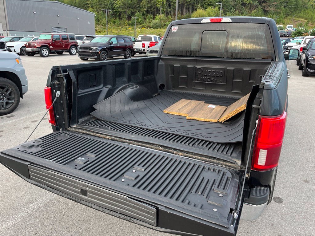 Used 2018 Ford F150 XLT w/ Equipment Group 302A Luxury AWD/4WD image 5