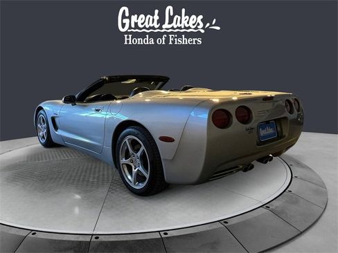 Used 2004 Chevrolet Corvette Convertible w/ Preferred Equipment Group image 3