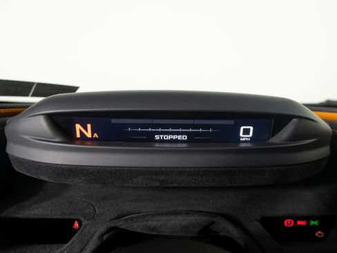 Used 2019 McLaren 720S RWD image 17