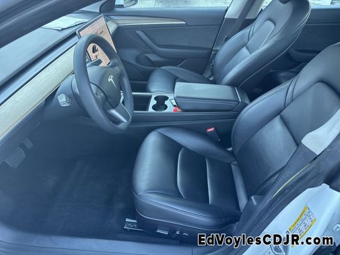 Used 2022 Tesla Model 3 Long Range image 11