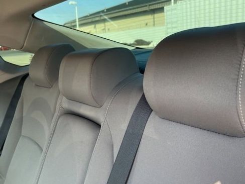 Used 2017 Honda Civic EX-T image 9