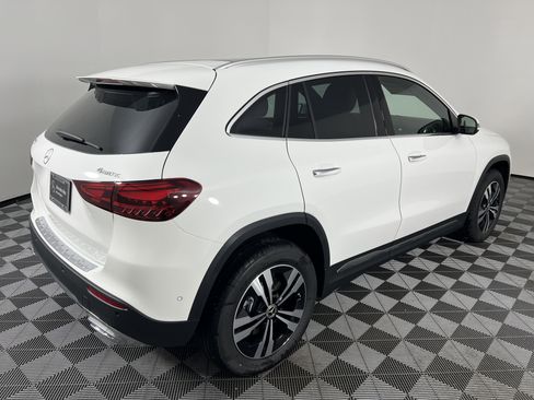 New 2026 Mercedes-Benz GLA 250 4MATIC image 13