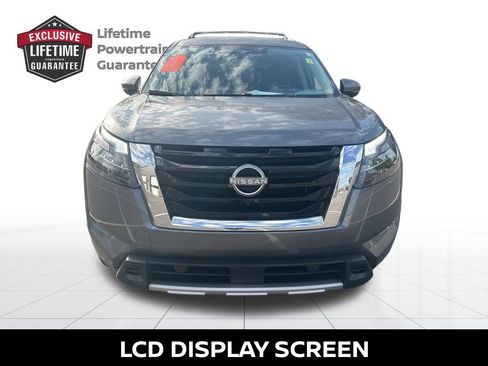 Certified 2025 Nissan Pathfinder SL FWD image 10