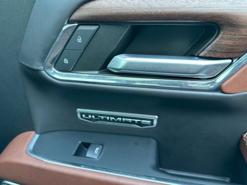 Used 2023 GMC Sierra 1500 Denali Ultimate image 21