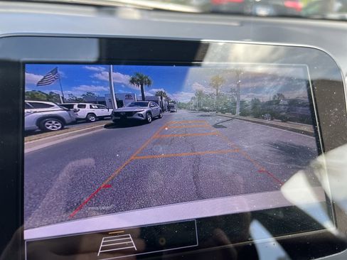 Used 2023 Chevrolet Malibu LT image 25