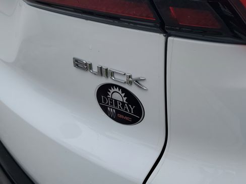 Certified 2025 Buick Enclave Sport Touring w/ Power Package image 8