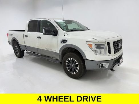 Used 2019 Nissan Titan PRO-4X w/ Pro-4x Convenience Package AWD/4WD image 1