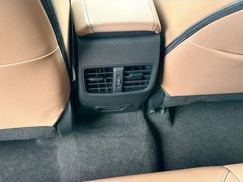 Used 2026 Toyota Corolla Cross XLE w/ Convenience Package FWD image 24