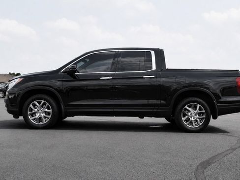 Used 2017 Honda Ridgeline RTL-E image 4