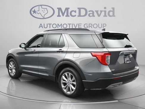 Used 2024 Ford Explorer XLT w/ Equipment Group 202A RWD image 6