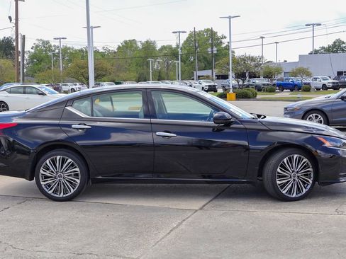 Used 2023 Nissan Altima 2.5 SL image 23