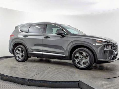 Used 2023 Hyundai Santa Fe SEL w/ Premium Package image 11