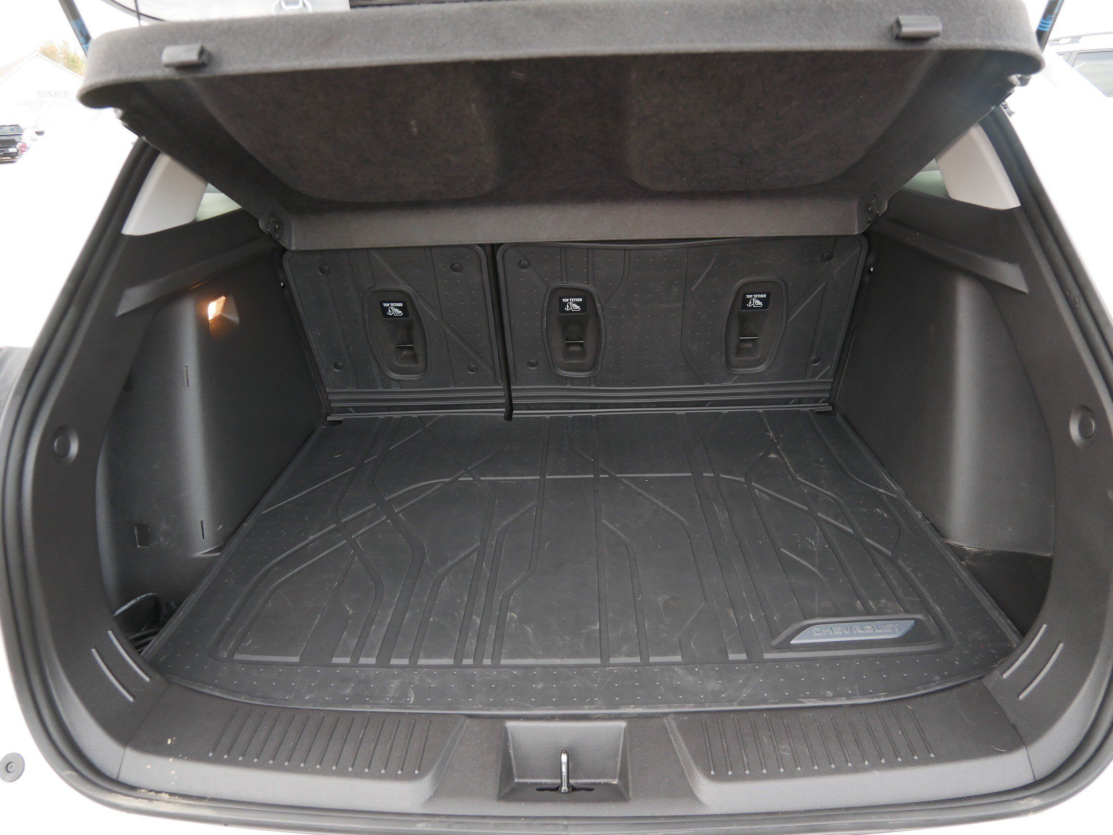 Used 2025 Chevrolet Trax ACTIV w/ Sunroof Package FWD image 18